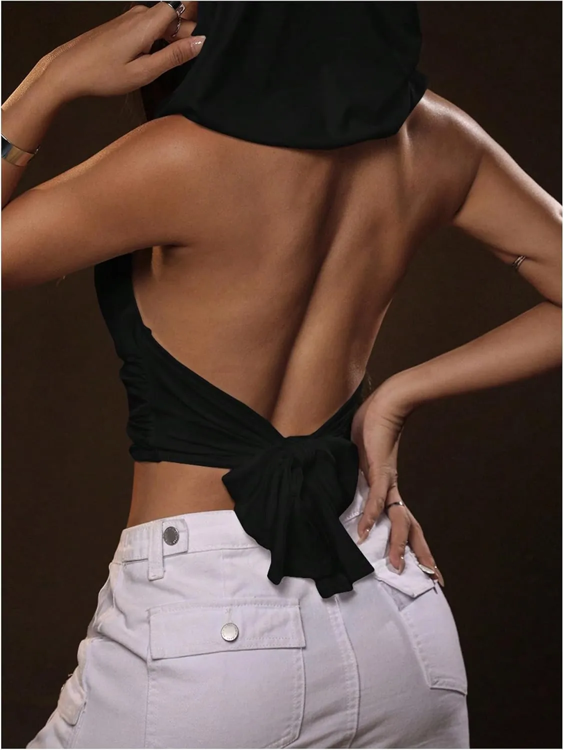 Floerns Women's Tie Backless Halter Tops Draped Front Cropped Hoodie