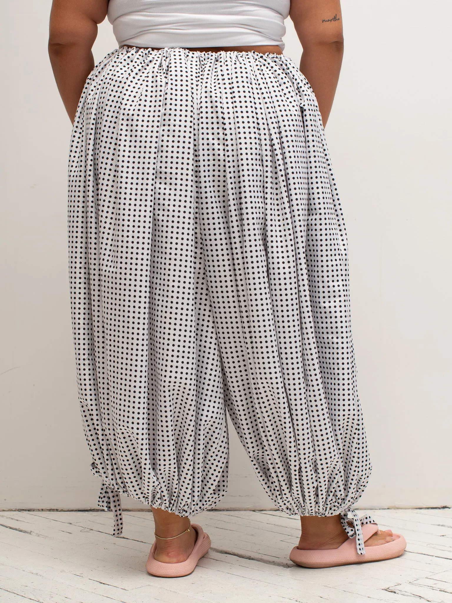 makmak - Polka Dot Bloomer Pants (S-4X)